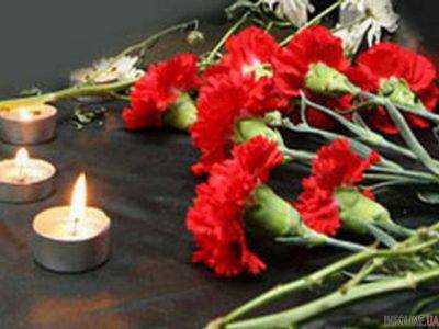 На Майдане Незалежности началась акция памяти погибших в Мариуполе