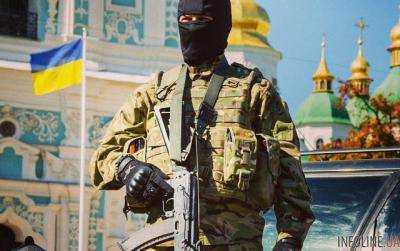 Завтра в Киеве бойцов полка "Азов" будут торжественно провожать в зону АТО