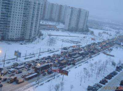 В Киеве ситуация на дорогах контролируемая - мэр