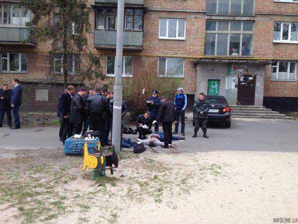 Появились эксклюзивные фото с места убийства известного украинского журналиста Олеся Бузины