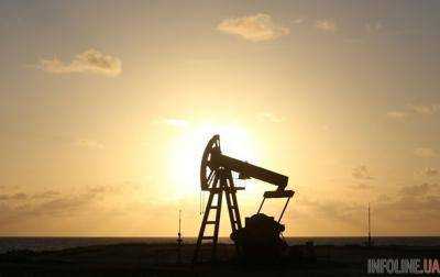 Мировые цены на нефть марки WTI и Brent снизились