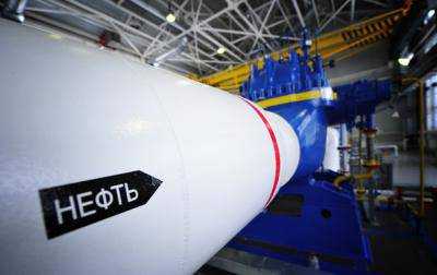 Экспорт нефти из стран ОПЕК в 2014 году упал на 10,7%