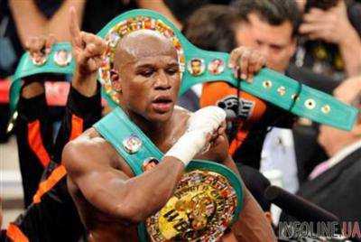 Боксер Флойд Мейвезер-младший лишается титула чемпиона WBO
