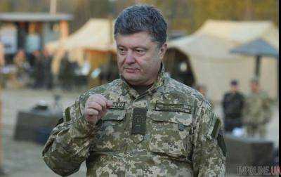 Президент Украины Петр Порошенко заявил об усилении защиты Мариуполя элитными подразделениями морской пехоты