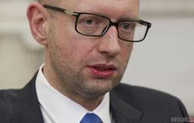 Премьер-министр Украины Арсений Яценюк поручил ограничить охоту в лесах шести областей