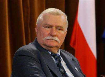 Бывший президент Польши Л.Валенса заявил: В.Путин должен помнить, что украинцы мстительные и будут убивать еще 100 лет