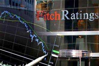 Fitch повысило рейтинг Украины до уровня "ССС"