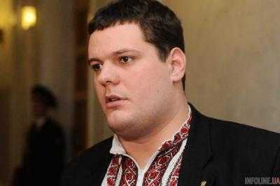 Сегодня уровень доверия к парламету 1% -нардеп