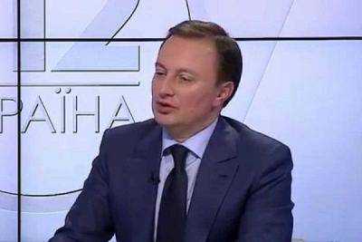 Д.Андриевский: изменения в Конституции должны делаться только с условием выполнения минских договоренностей