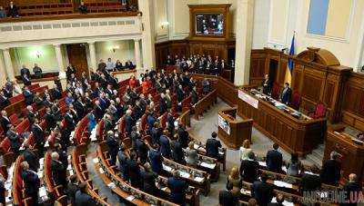 С юридической стороны коалиция еще существует - Юрий Луценко