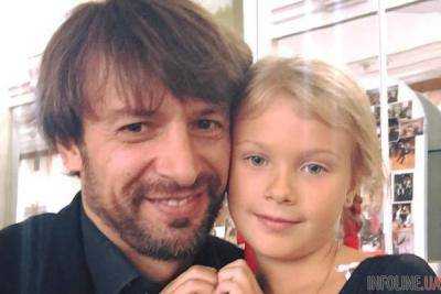 Вратарь киевского "Динамо" Александр Шовковский объявил в розыск свою 7-летнюю дочь
