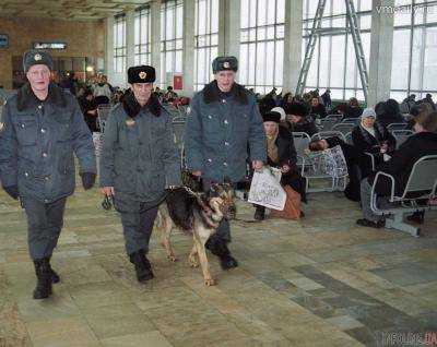 Сотрудники полиции не обнаружили взрывное устройство на Курском вокзале в Москве