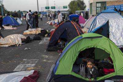 Еврокомиссия в 2016 году увеличила помощь на преодоление кризиса беженцев на 275,5 млн евро