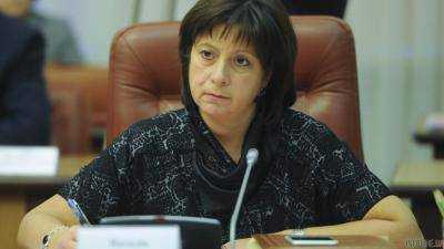 Яресько: Расходы на безопасность выросли на половину за год