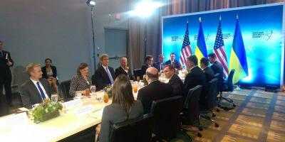 Сегодня в Вашингтоне президент Украины встретился с Дж.Байденом и Дж.Керри
