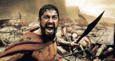 "Это Спарта!": в Екатеринбурге россиянин пытался вынести из магазина бутылку спиртного. Видео