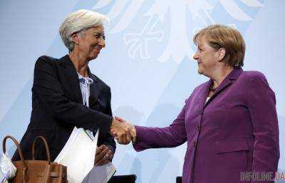 Ангела Меркель и Кристин Лагард призвали к решительной борьбе с коррупцией в Украине