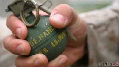 В Луцке на военном аэродроме задержали мужчину с гранатой