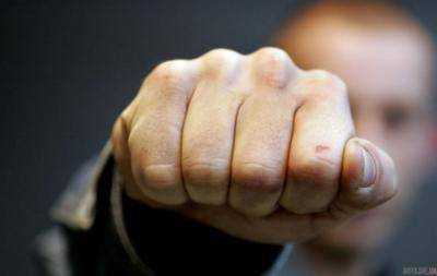 В России произошла массовая потасовка возле кафе: священник расстрелял участников драки. Видео