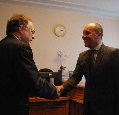 Парубий - А.Вершбоу: Украина сможет победить в войне в более широком смысле, чем милитарном