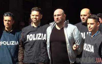В Италии "разносчики пиццы" сумели арестовать главаря неаполитанской мафии. Видео