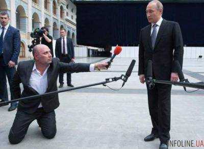 Как "Владимир Путин общается со свободной российской прессой". Фотофакт