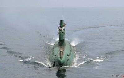 Северная Корея выпустила из подводной лодки баллистическую ракету неподалеку от своего восточного побережья