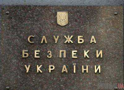 В Закарпатской области СБУ разоблачила полицейского и лесника, покрывающих незаконную вырубку леса