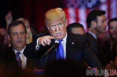 Трамп во время выступления публично унизил Хиллари Клинтон. Видео