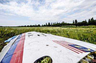 В Кремле сомневаются в правдоподобности доклада Bellingcat о катастрофе MH17