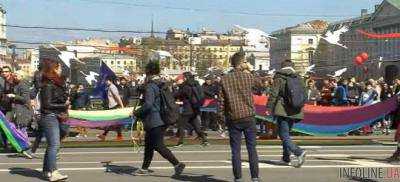 Радужный Первомай: в России произошла массовая драка веганов и ЛГБТ-активистов. Видео