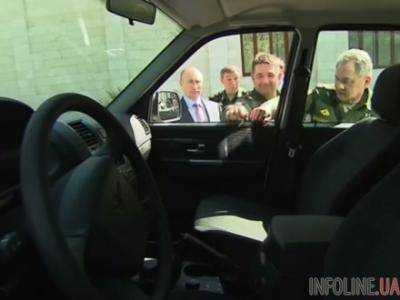 Российского генерала, который оторвал ручку авто на глазах у В.Путина, прозвали суперменом