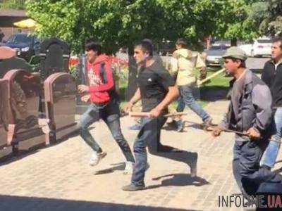 В Москве на кладбище произошла массовая драка со стрельбой, два человека погибли