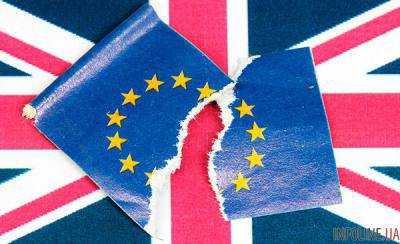 Против выхода Великобритании из состава Евросоюза выступили 44% жителей