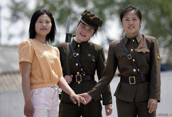 Армию Северной Кореи показали в фотографиях
