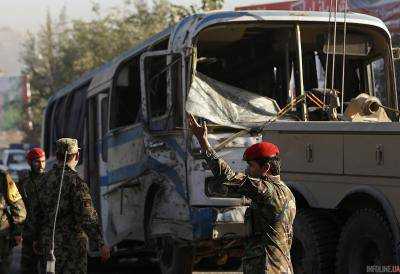 В Афганистане смертник подорвал автобус: есть погибшие
