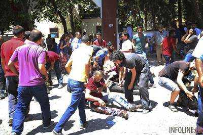 В результате взрыва в Турции пострадали 12 человек