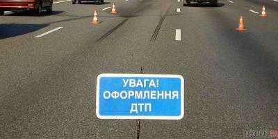 В Тернопольской области водитель грузовика врезался в автобус