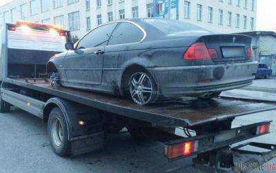 Опубликовано видео ночной погони полиции за BMW в Харькове. Видео