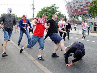 В Марселе в хулиганстве приняли участие около 150 российских фанатов