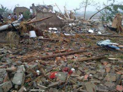 В Китае в результате торнадо и ливня погиб 51 человек