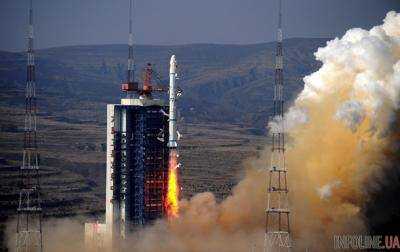 Китай совершил запуск нового ракетоносителя "Long March-7"