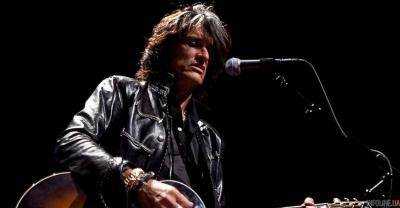 Во время концерта в Нью-Йорке гитарист группы Aerosmith был госпитализирован