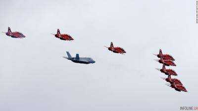 В Великобритании проходит воздушное шоу Фарнборо