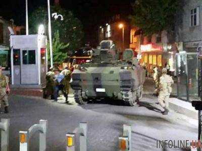 В Турции военные заявили о захвате власти