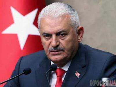 Премьер-министр Турции заявил, что военные, принимавшие участие в перевороте являются террористами, а не солдатами