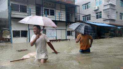 В Китае из-за тайфуна погибли 83 человека