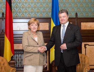 Ускорение принятия решения о безвизовом режиме с ЕС обговорил П.Порошенко с А.Меркель