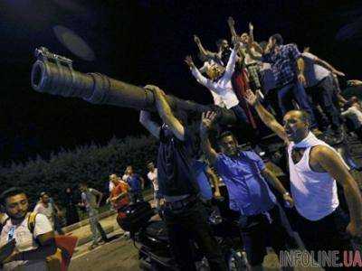 В Турции в розыске находится 216 участников переворота