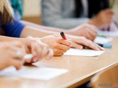 В 2017 году выпускники будут проходить внешнее независимое оценивание по 12 учебным предметам